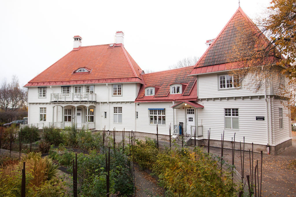 Wij Traedgardar Hotell Ockelbo Eksteriør bilde